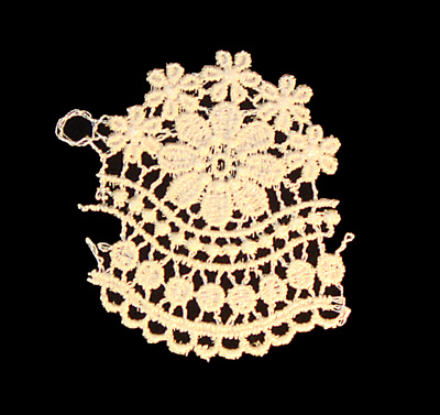 Embroidery Design: Vintage Lace Edition 6 Vol.4 AINL39A  2.77"w X 2.78"h